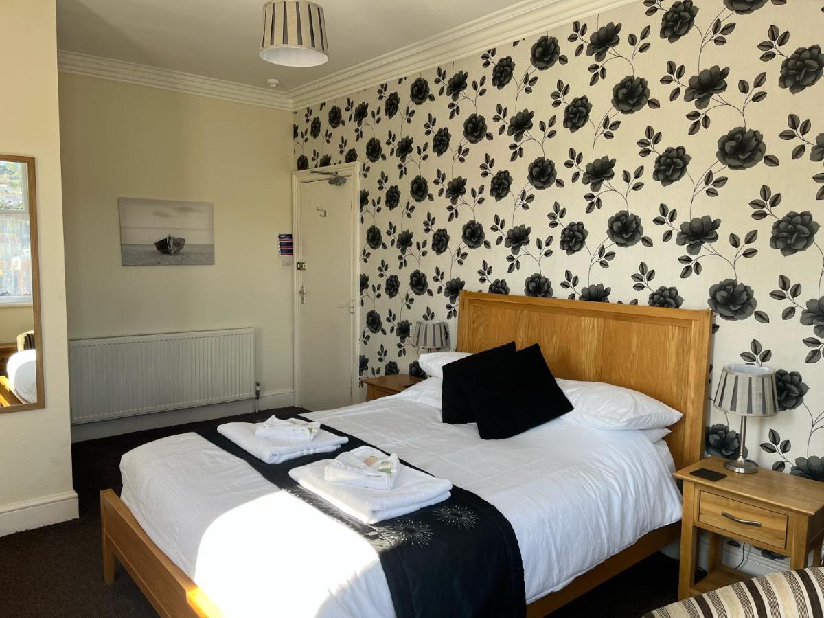 Bed and Breakfast Cairn House Ilfracombe Exterior foto
